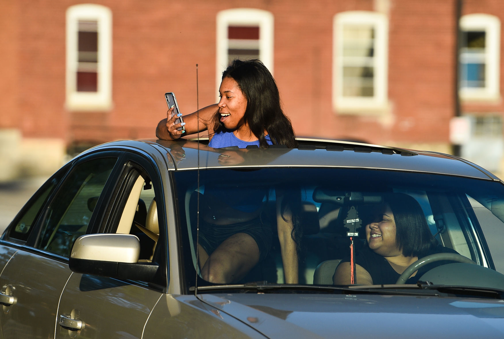 053120-qc-nws-protest-040